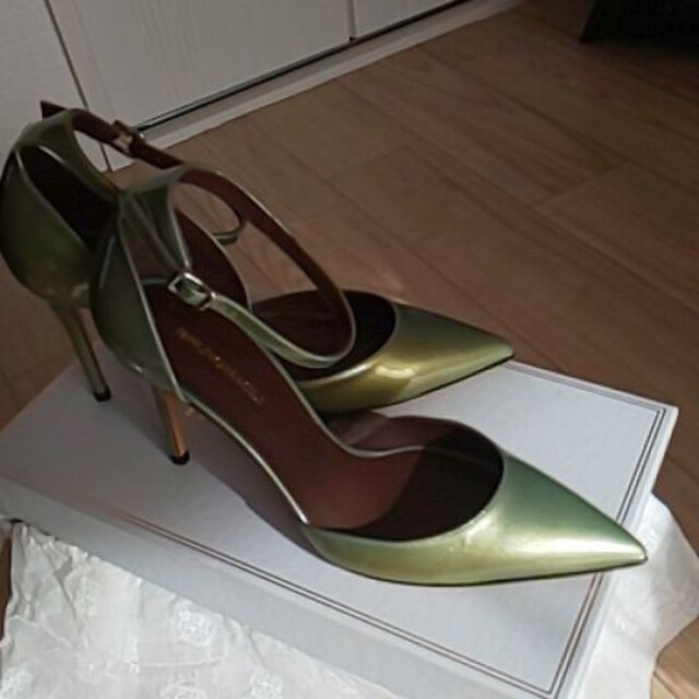 BRUNOMAGLI(ブルーノマリ)の新品未使用！ブルーノマリ パンプス 24cm  レディースの靴/シューズ(ハイヒール/パンプス)の商品写真