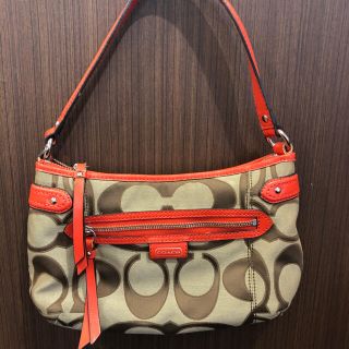 コーチ(COACH)の【お値下げ中】コーチ　シグネチャー　トートバッグ F24063(ハンドバッグ)