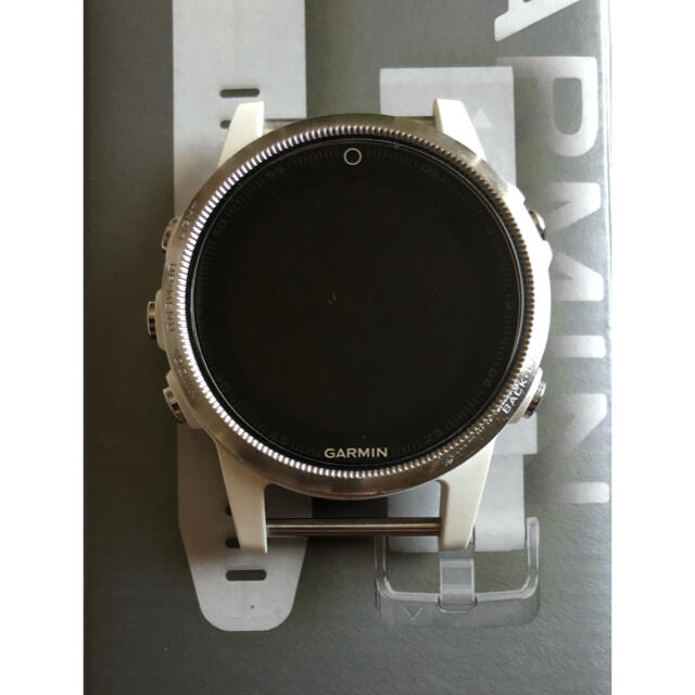 GARMIN(ガーミン)のGARMIN Fenix 5S ホワイト日本版 スポーツ/アウトドアのスポーツ/アウトドア その他(その他)の商品写真