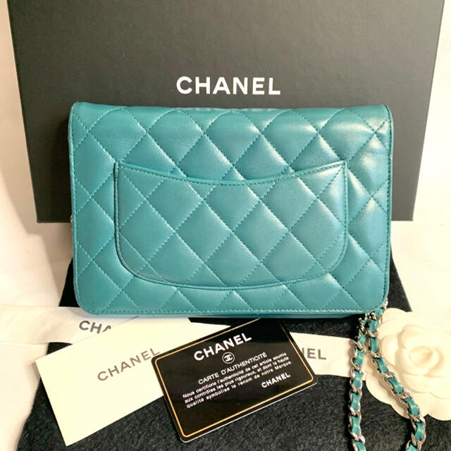 CHANEL - CHANEL シャネル 美品 チェーンウォレット マトラッセ CHANEL - CHANEL シャネル 美品 チェーンウォレット マトラッセ