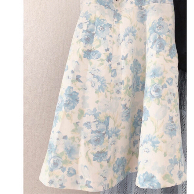 CECIL McBEE(セシルマクビー)のCecil Mcbee♡スカート♡春夏♡花柄♡清楚系 レディースのスカート(ひざ丈スカート)の商品写真