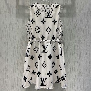 ヴィトン Louis Vuitton 白 ひざ丈ワンピース レディース の通販 29点 ルイヴィトンのレディースを買うならラクマ ヴィトン Louis Vuitton 白 ひざ丈ワンピース レディース の通販 29点 ルイヴィトンのレディースを買うならラクマ