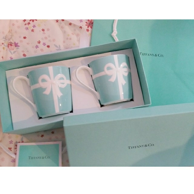 TIFFANY　ブルーリボンボックス　ペアマグカップ