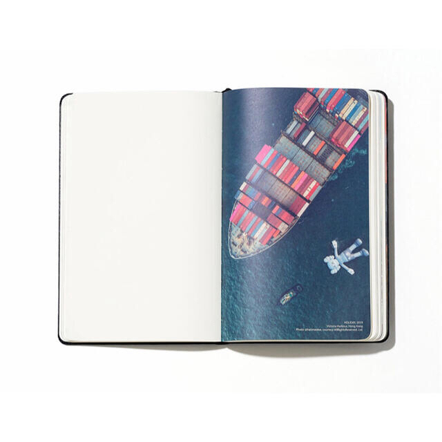 KAWS TOKYO FIRST Moleskine カウズ