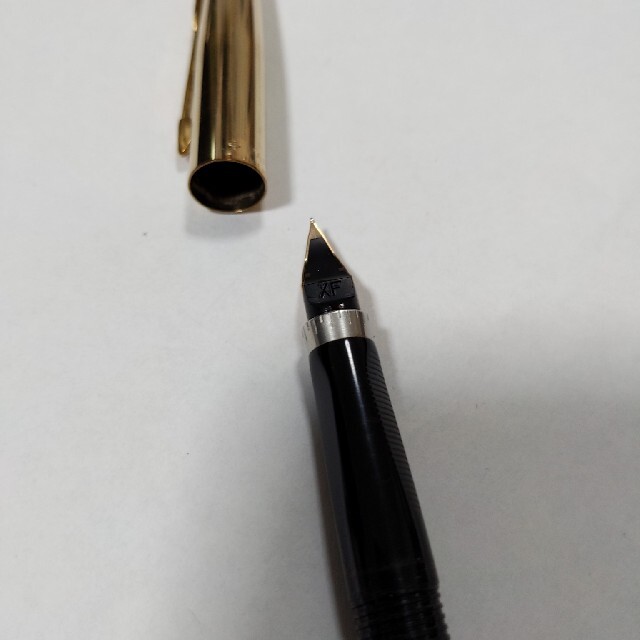 Parker(パーカー)のパーカー万年筆　75　ゴドロン　14K XF インテリア/住まい/日用品の文房具(ペン/マーカー)の商品写真