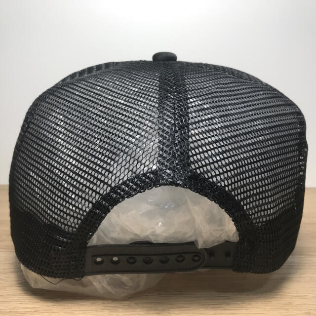 新品未使用 ラロパ Laropa ロゴ刺繍入り メッシュキャップ 男女兼用の