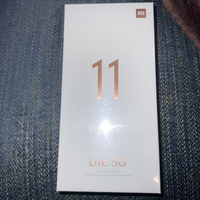 おまけ付き　Xiaomi Mi11 Lite 5G　国内版simフリー　極美品