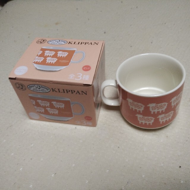 KLIPPAN(クリッパン)の【未使用品】KLIPPANマグカップ（ピンク） インテリア/住まい/日用品のキッチン/食器(グラス/カップ)の商品写真