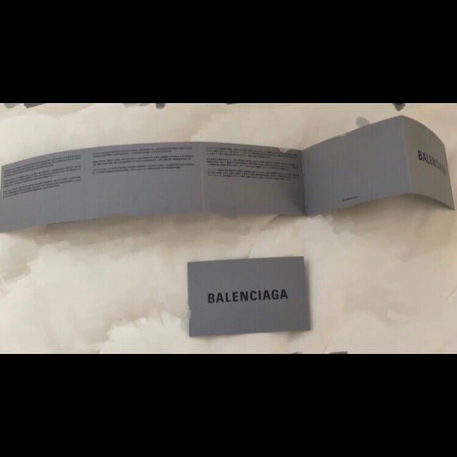 Balenciaga(バレンシアガ)の※最終値下げ※バレンシアガ　ペーパーミニウォレット　財布 レディースのファッション小物(財布)の商品写真