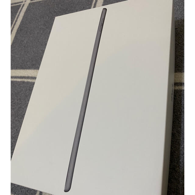 美品　iPad 第8世代 32GB スペースグレー