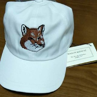 メゾンキツネ(MAISON KITSUNE')のメゾンキツネ　キャップ(キャップ)