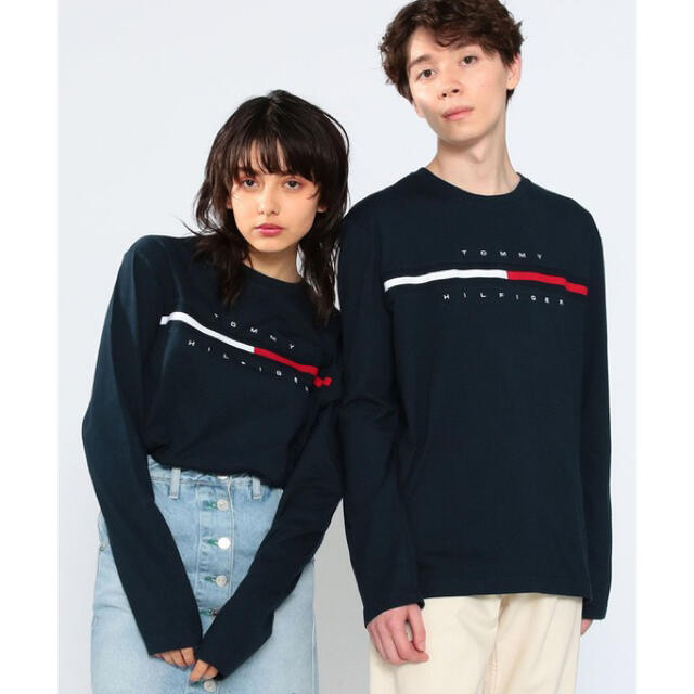 TOMMY HILFIGER(トミーヒルフィガー)のTOMMY HILFIGER(トミーヒルフィガー)ロゴ ロングTシャツ メンズのトップス(Tシャツ/カットソー(七分/長袖))の商品写真