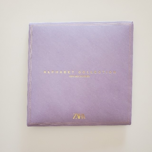 ZARA(ザラ)のZARA ザラ 大人気‼️アルファベットコレクション イニシャルシルクスカーフ レディースのファッション小物(バンダナ/スカーフ)の商品写真
