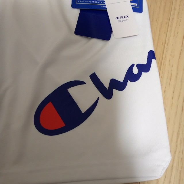 Champion(チャンピオン)のhanahana様専用☆Champion ハーフパンツ 白、青セット 140  キッズ/ベビー/マタニティのキッズ服男の子用(90cm~)(パンツ/スパッツ)の商品写真