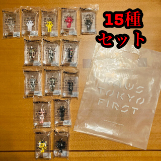 メディコムトイ(MEDICOM TOY)のKAWS TOKYO FIRST 限定 カウズキーホルダー 15種類セット(その他)