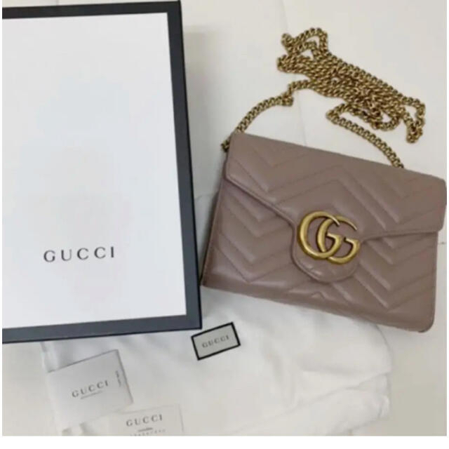 2022A/W新作☆送料無料】 Gucci グッチ マーモント チェーンウォレット