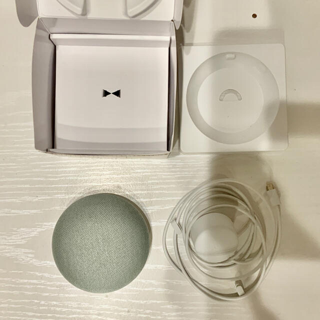 Google(グーグル)のGoogle Home mini スマホ/家電/カメラのオーディオ機器(スピーカー)の商品写真