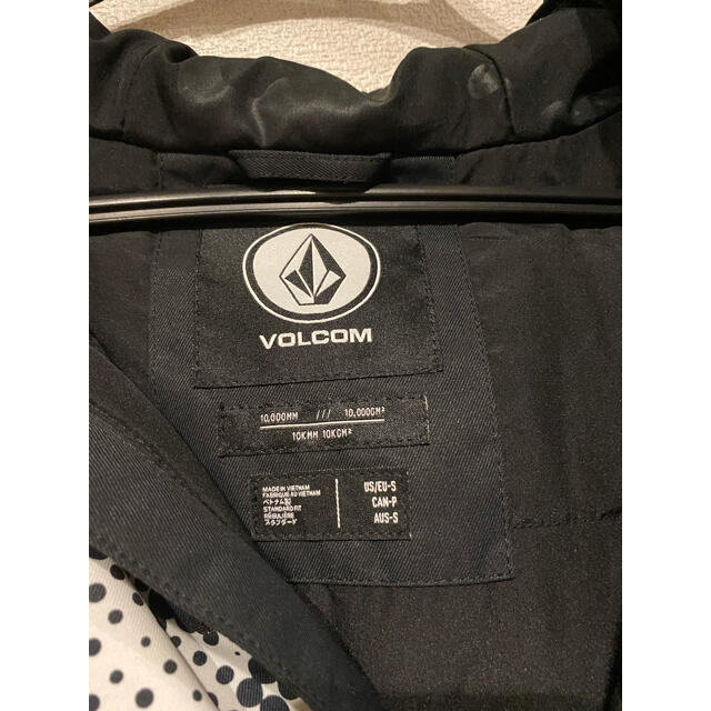 volcom(ボルコム)のスノーボード　ウェア　スノーボードウェア　メンズウエア　ボルコム　VOLCOM スポーツ/アウトドアのスノーボード(ウエア/装備)の商品写真