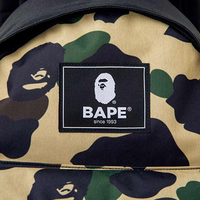 A BATHING APE(アベイシングエイプ)の人気❗️A BATHING APE 2021 カモフラ バックパック リュック メンズのバッグ(バッグパック/リュック)の商品写真