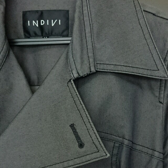 INDIVI(インディヴィ)のグレー☆トレンチコート レディースのジャケット/アウター(トレンチコート)の商品写真