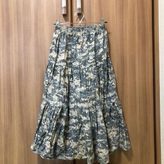 エンジニアードガーメンツ(Engineered Garments)のエンジニアードガーメンツ　ロングティアードスカート  迷彩(ロングスカート)