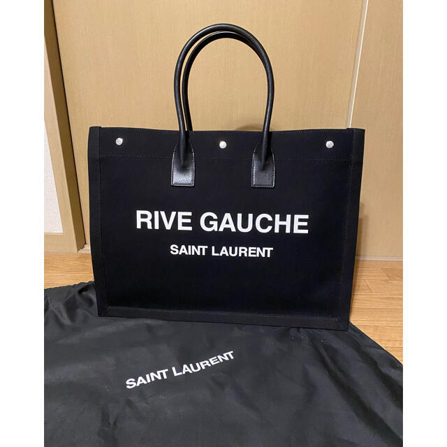 Saint Laurent(サンローラン)のサンローラン　トートバッグ　ブラック　新品 メンズのバッグ(トートバッグ)の商品写真