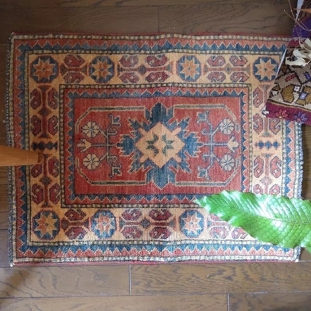 Afghanistan rug 専用ページ