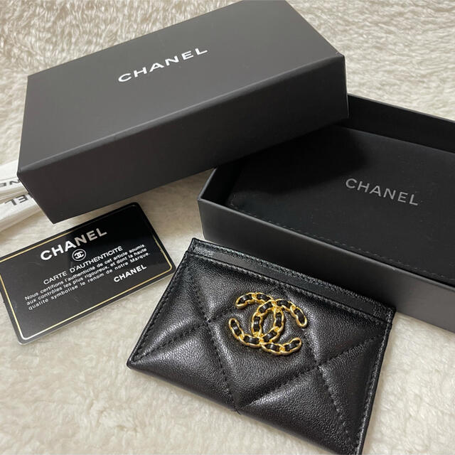 CHANEL シャネル　カードケース　財布　CHANEL19 レア 全新品ファッション小物