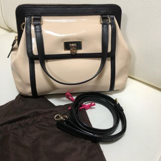 ケイトスペードニューヨーク(kate spade new york)の新品未使用♡kate spade NEW YORK パイピングエナメルバッグ(ショルダーバッグ)