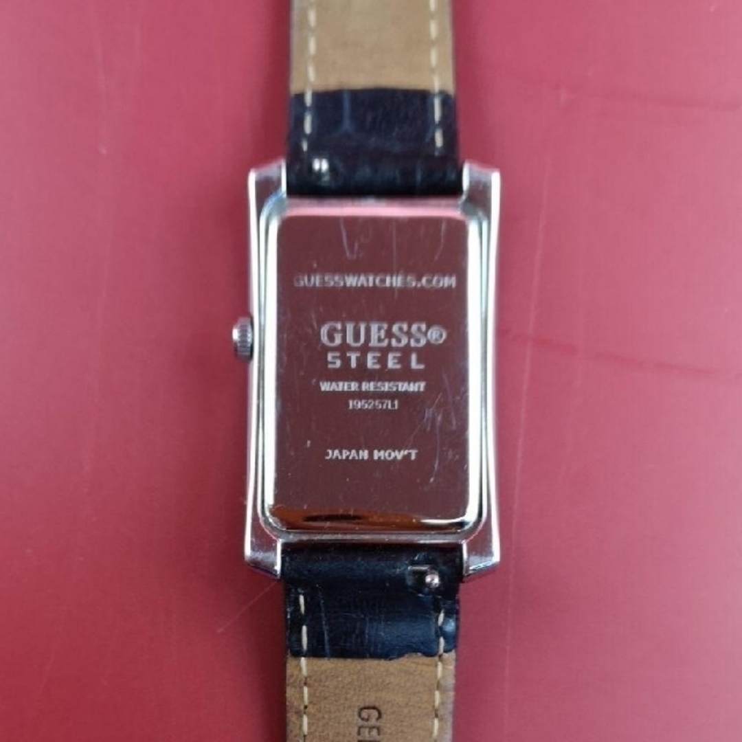 GUESS(ゲス)のGUESS 型番 19257L1 腕時計 稼動品 フォロー割対象 レディースのファッション小物(腕時計)の商品写真