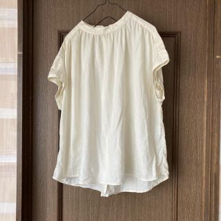 イッカ(ikka)のmomo様専用☆ikka  半袖ブラウス(シャツ/ブラウス(半袖/袖なし))