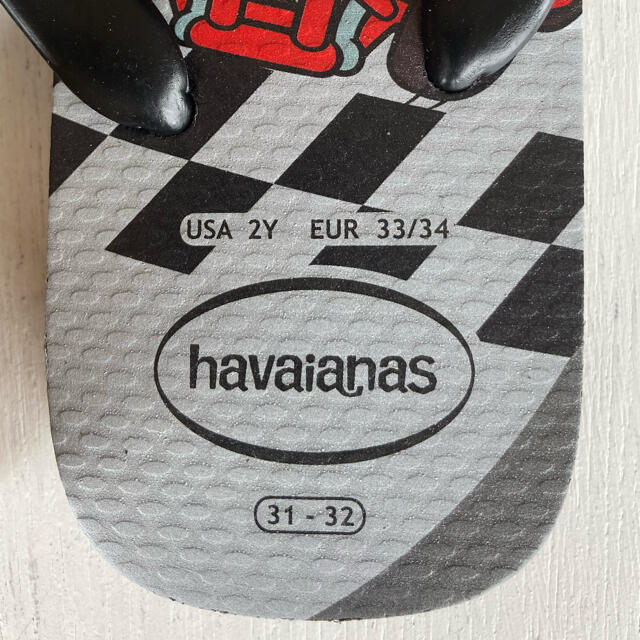 havaianas(ハワイアナス)の新品　スーパーマリオ　ハワイアナス　サンダル　ビーチサンダル　20-21cm キッズ/ベビー/マタニティのキッズ靴/シューズ(15cm~)(サンダル)の商品写真