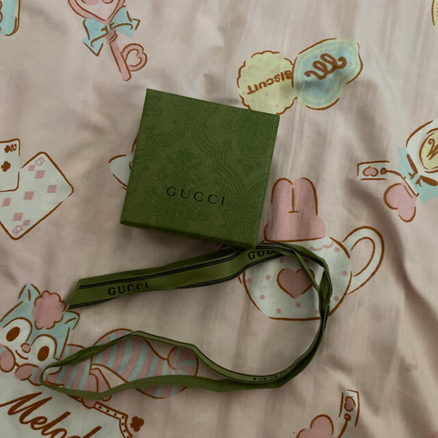 Gucci(グッチ)のグッチ　箱　リボン　保存袋 レディースのアクセサリー(その他)の商品写真