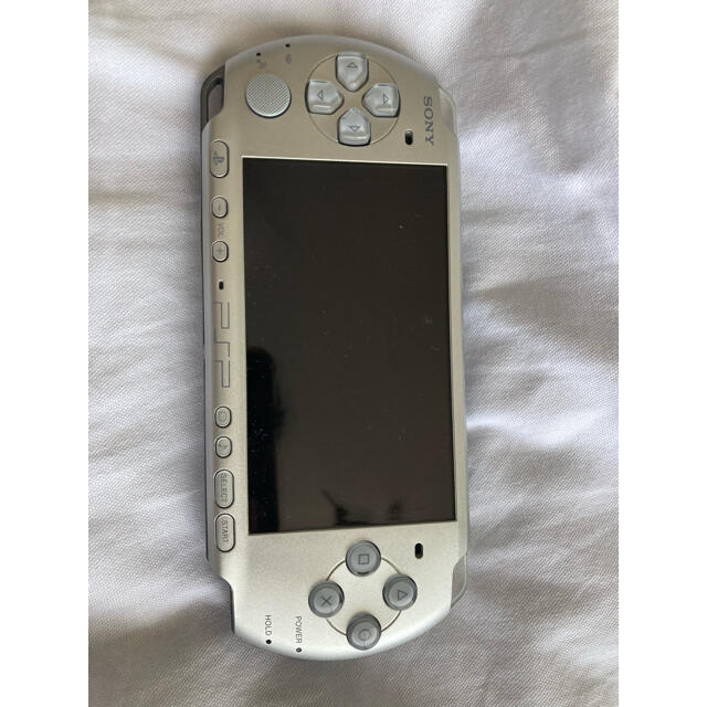 PlayStation Portable(プレイステーションポータブル)のPSP エンタメ/ホビーのゲームソフト/ゲーム機本体(家庭用ゲーム機本体)の商品写真