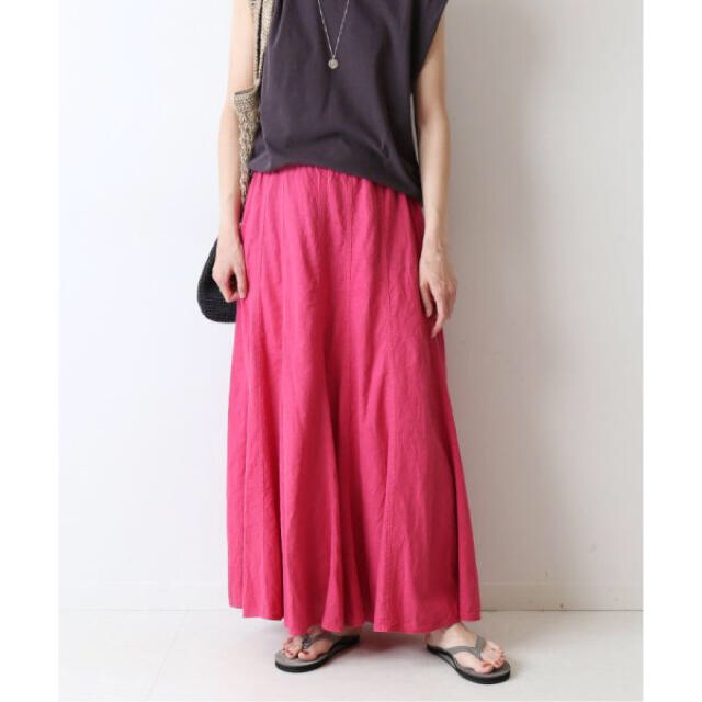 FRAMeWORK(フレームワーク)の2021SS スピック&スパン　フレームワーク 赤ピンク製品染め切り替えスカート レディースのスカート(ロングスカート)の商品写真
