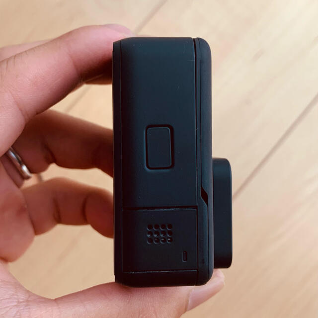 GoPro(ゴープロ)のgopro hero7 スマホ/家電/カメラのカメラ(コンパクトデジタルカメラ)の商品写真