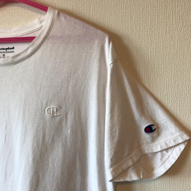 Champion(チャンピオン)の専用です　Tシャツ　チャンピオン　半袖　無地　ホワイト メンズのトップス(Tシャツ/カットソー(半袖/袖なし))の商品写真