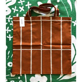 マリメッコ(marimekko)のラスト1個！ 新品 未使用 マリメッコ ファブリックバッグ ティイリスキヴィ(トートバッグ)