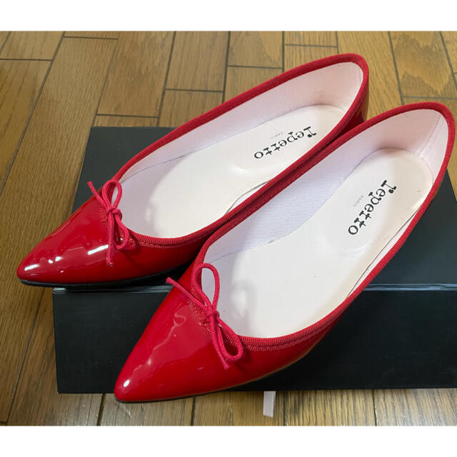 repetto(レペット)のrepetto レペット　赤　BRIGITTE  37ハーフ レディースの靴/シューズ(バレエシューズ)の商品写真