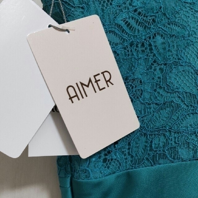 AIMER 新品未使用 ロングドレス グリーンご提供くださいませんでしょうか