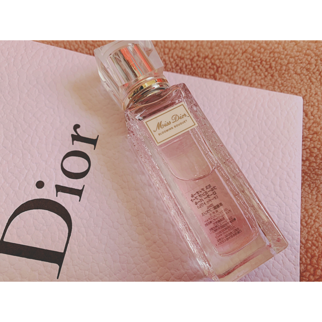 Dior(ディオール)のMiss Diorミスディオールブルーミングブーケローラーパール香水フレグランス コスメ/美容の香水(香水(女性用))の商品写真