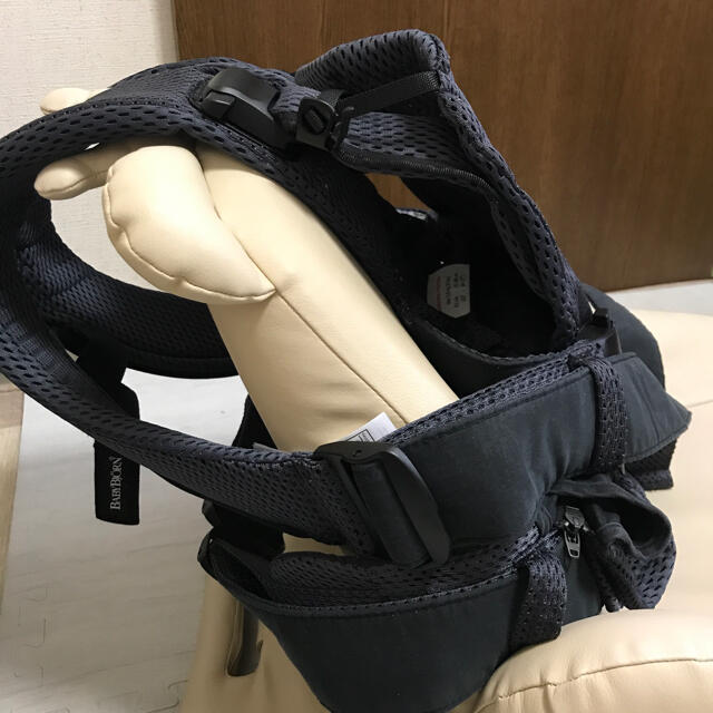 BABYBJORN(ベビービョルン)のベビージョルン　抱っこ紐　ベビーキャリアONE KAI AIR キッズ/ベビー/マタニティの外出/移動用品(抱っこひも/おんぶひも)の商品写真