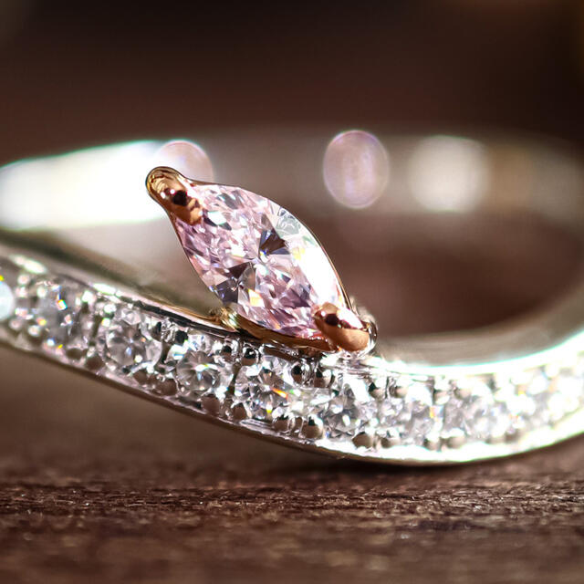 天然ピンクダイヤモンド◇マーキスカットプラチナリング レディースのアクセサリー(リング(指輪))の商品写真