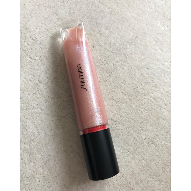 SHISEIDO (資生堂)(シセイドウ)のSHISEIDO シマージェルグロス　０２　Toki Nude 新品む コスメ/美容のベースメイク/化粧品(リップグロス)の商品写真