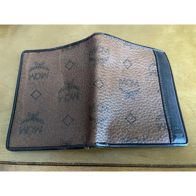 MCM(エムシーエム)のMCM 二つ折り財布 中古 MURO KING INC メンズのファッション小物(折り財布)の商品写真