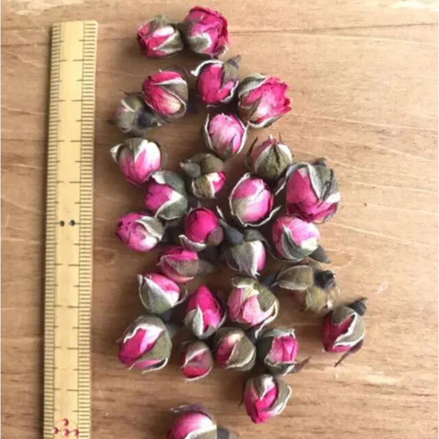 ドライフラワー ミニ薔薇 大地農園＊30個 ハンドメイドのフラワー/ガーデン(ドライフラワー)の商品写真