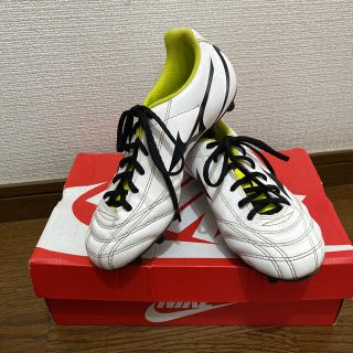 ミズノ(MIZUNO)のミズノ　サッカースパイクシューズ222センチ MONARCIDA NEO(スニーカー)