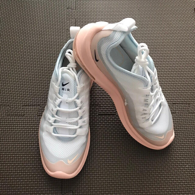 NIKE(ナイキ)の☆新品未使用☆NIKE AirMax レディース　スニーカー　ピンクホワイト レディースの靴/シューズ(スニーカー)の商品写真