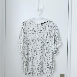 ザラ(ZARA)のZARA トップス(シャツ/ブラウス(半袖/袖なし))