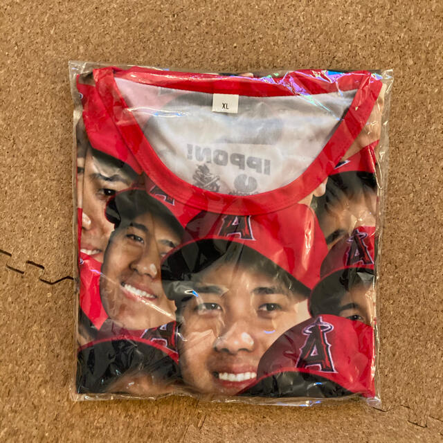 【手元に在庫あり‼️】 大谷翔平 Tシャツ 顔 総柄 顔だらけ